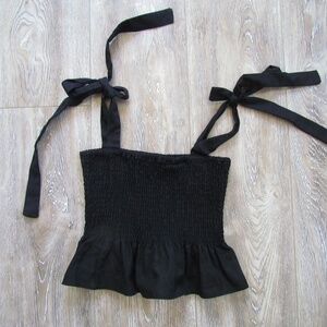 kourt size M women's top